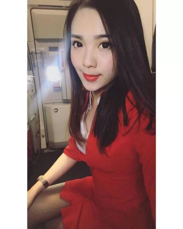 254网主播 霓虹下的人
